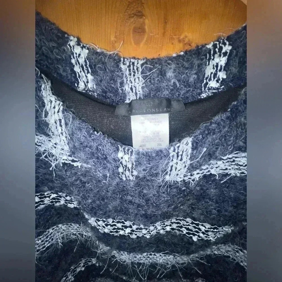 FREE💕with purchase Papillon blanc dress.medium sleeveless tank mini stripe fuzzy - Picture 3 of 10